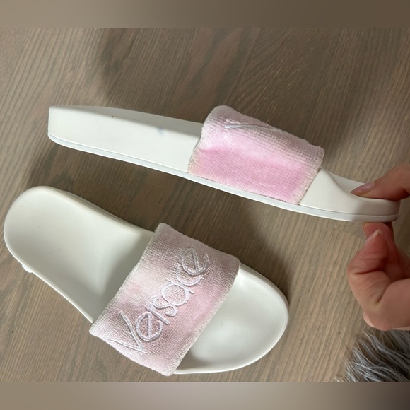 Versace Women Terry Cloth Flip Flops Slides - Picture 13 of 16
